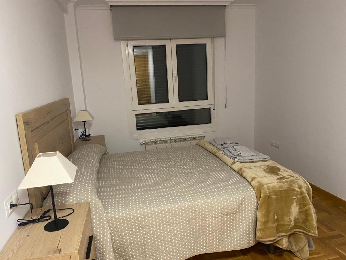 Apartamento Turistico Valdellera IV Lägenhet Posada De Llanes Exteriör bild