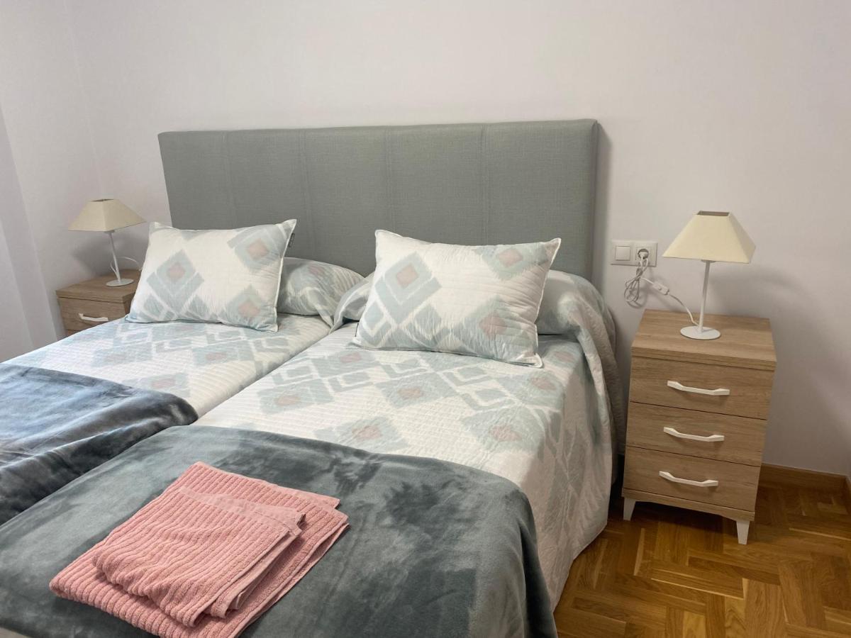 Apartamento Turistico Valdellera IV Lägenhet Posada De Llanes Exteriör bild