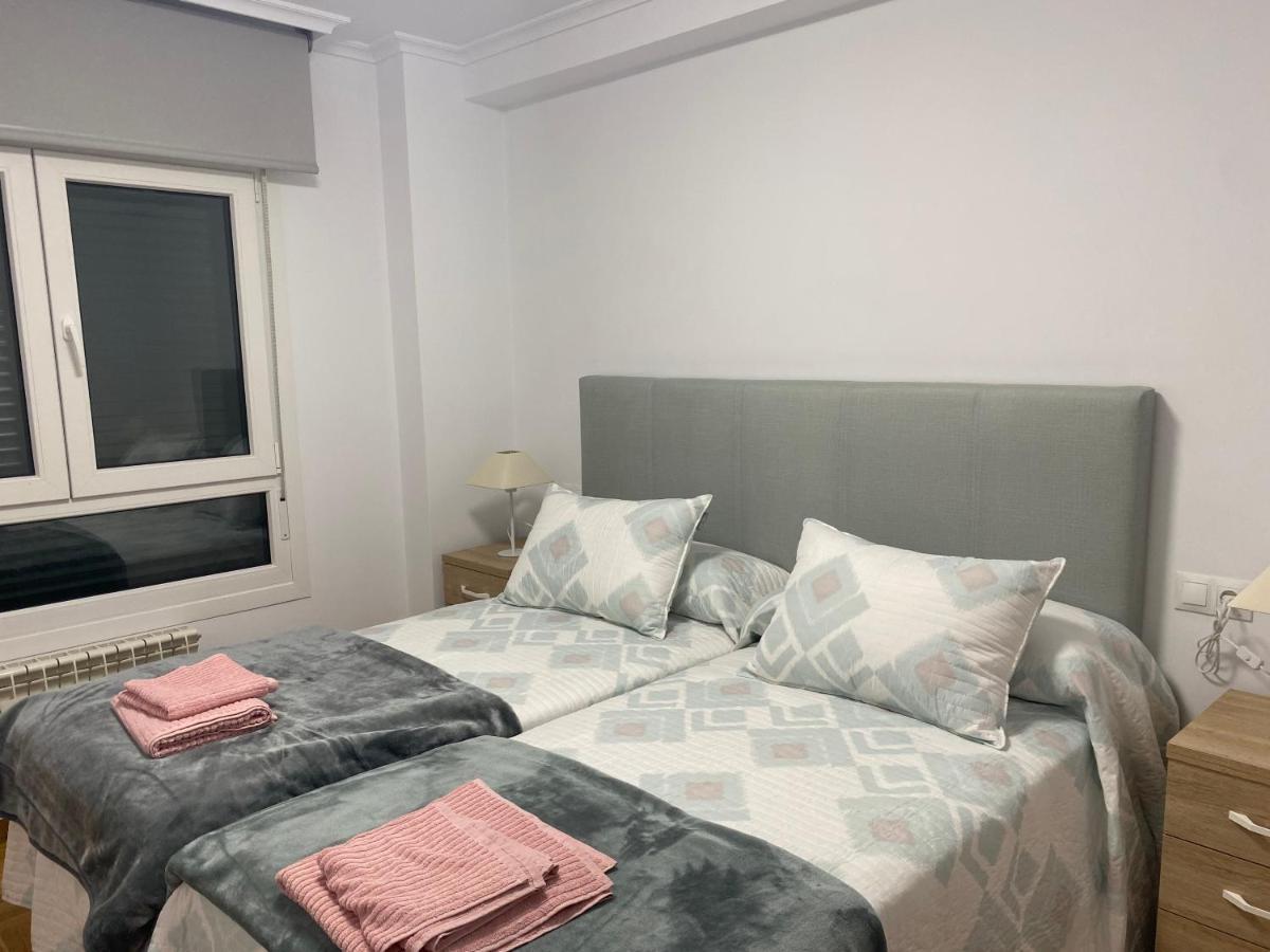 Apartamento Turistico Valdellera IV Lägenhet Posada De Llanes Exteriör bild